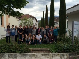 Unsere Schüler vor der Musikschule Eppan