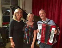 Irmela Werner mit Andrea Dombois und Prof. Hartmut Zabel zur Feier &quot15 Jahre MTK"